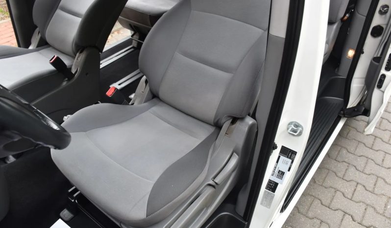 Gwarancja Udokumentowany przebieg 8 miejsc Klima Hak full