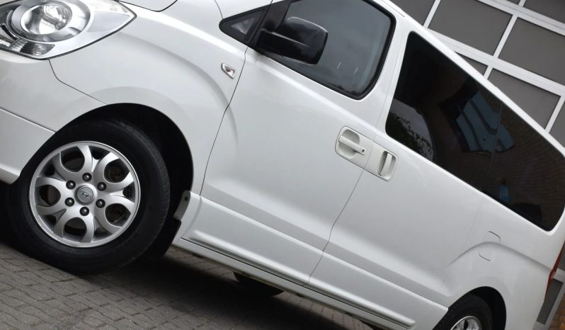 Gwarancja Udokumentowany przebieg 8 miejsc Klima Hak full