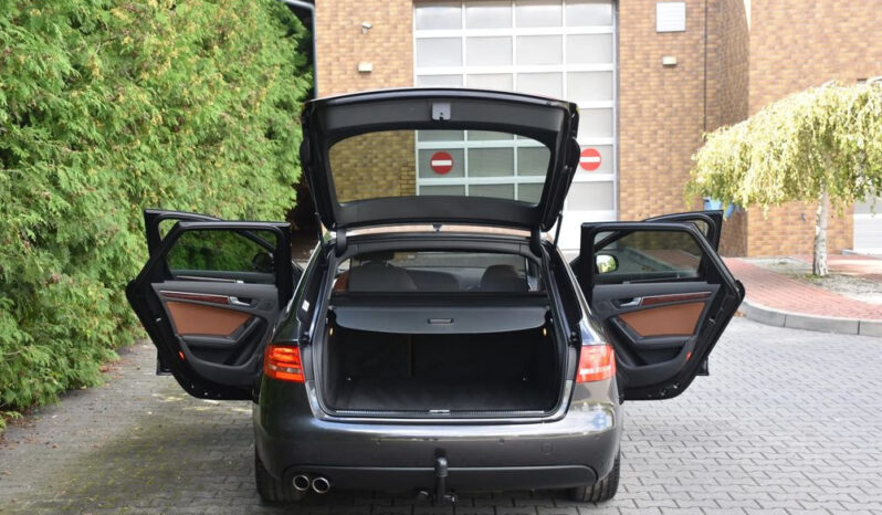 Audi A4 2.0 TDI DPF S line Sportpaket full