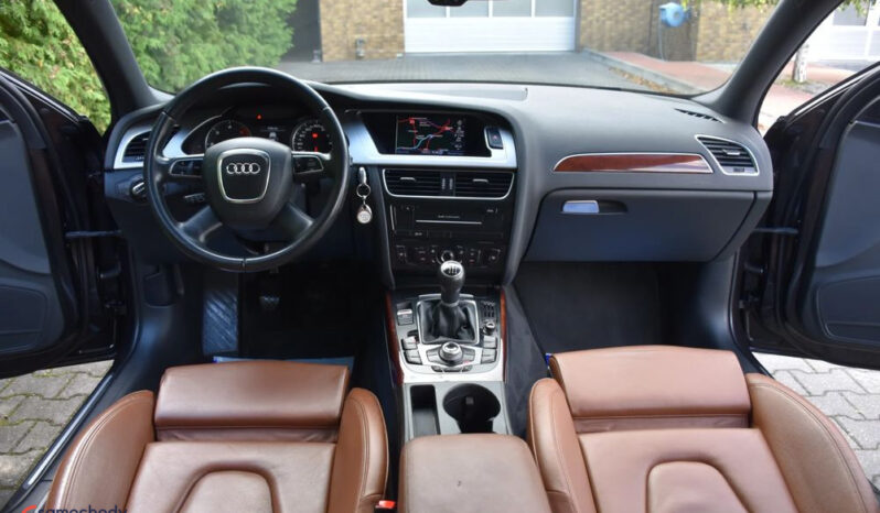 Audi A4 2.0 TDI DPF S line Sportpaket full