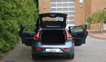 Volvo V40 D2 Momentum full