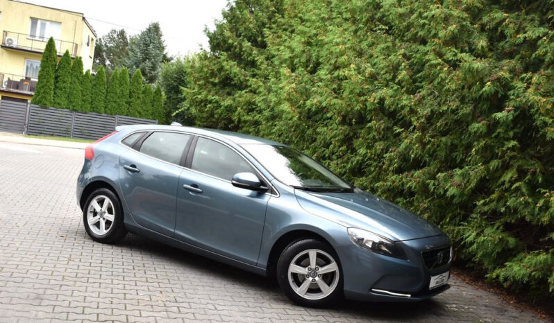Volvo V40 D2 Momentum full