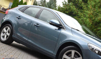 Volvo V40 D2 Momentum full