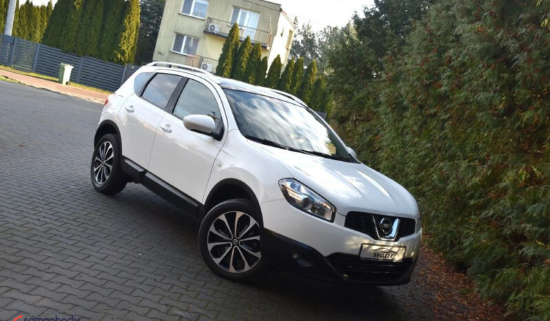 Nissan Qashqai full