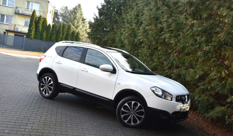 Nissan Qashqai full