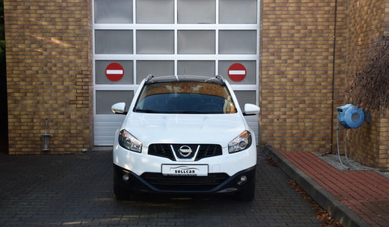 Nissan Qashqai full