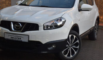 Nissan Qashqai full