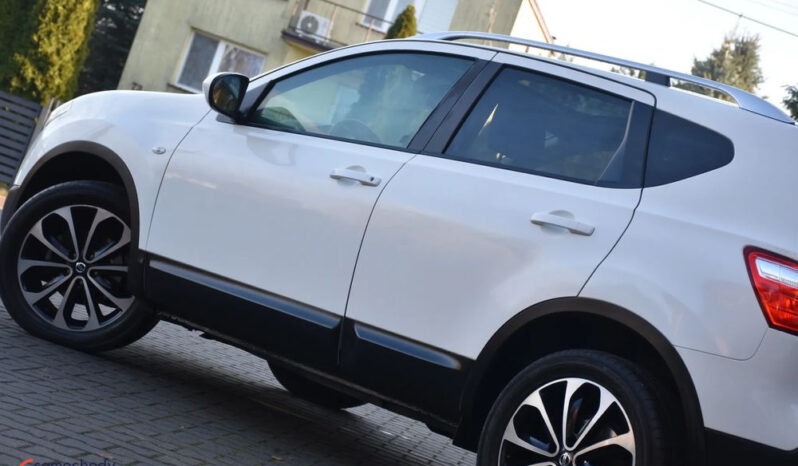 Nissan Qashqai full