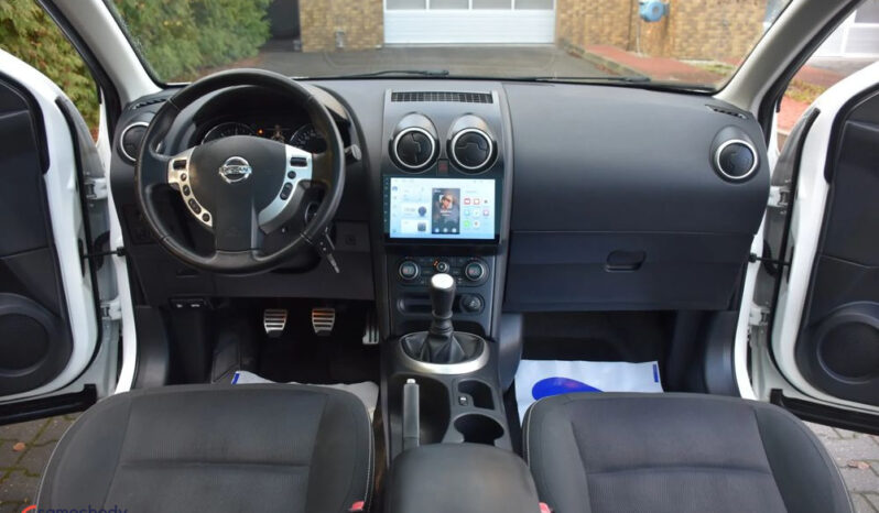 Nissan Qashqai full