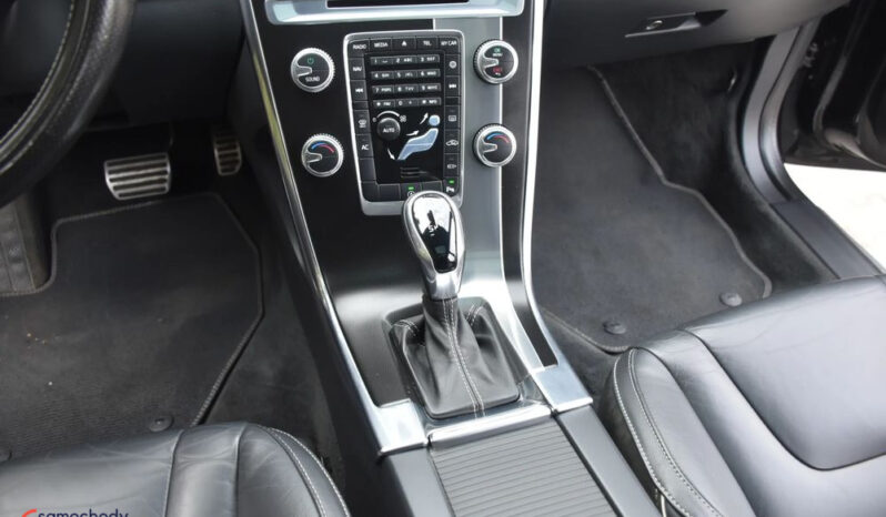 Volvo XC 60 D3 Geartronic R-Design full