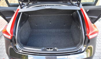 Volvo V40 D2 Drive-E Summum full