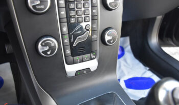 Volvo V40 D2 Drive-E Summum full