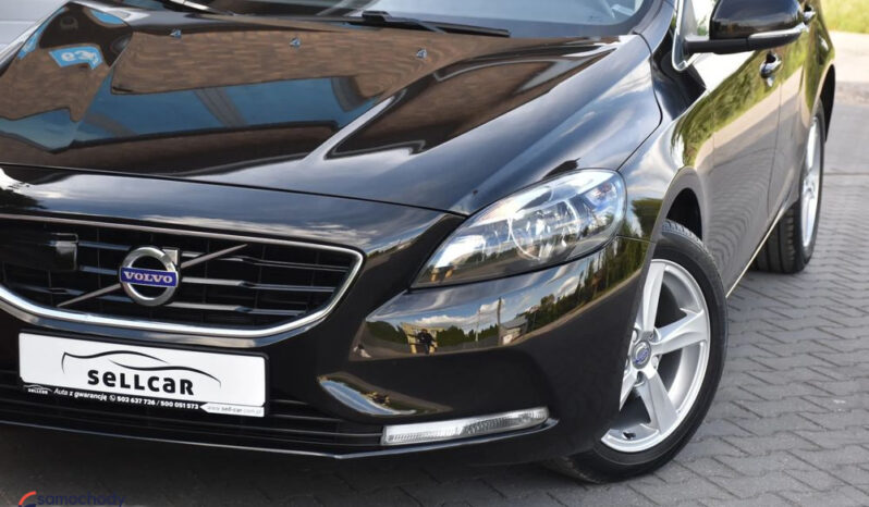 Volvo V40 D2 Drive-E Summum full