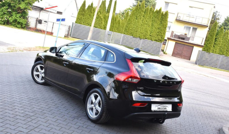 Volvo V40 D2 Drive-E Summum full