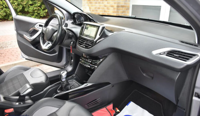 Peugeot 2008 PureTech 110 Stop&Start Crossway full
