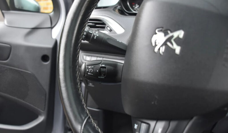Peugeot 2008 PureTech 110 Stop&Start Crossway full