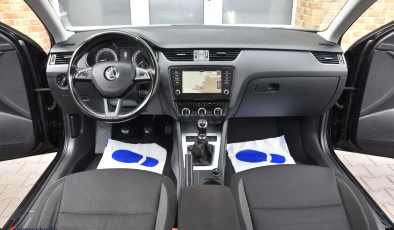 Skoda Octavia 1.6 TDI Sport Edition full