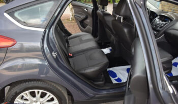 Ford Focus 1.6 TDCi DPF Titanium full