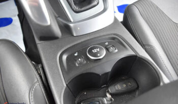 Ford Focus 1.6 TDCi DPF Titanium full