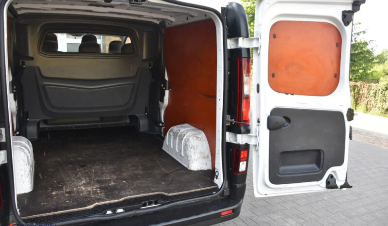 Renault Trafic Long L2H1 full