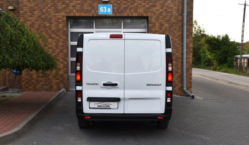 Renault Trafic Long L2H1 full