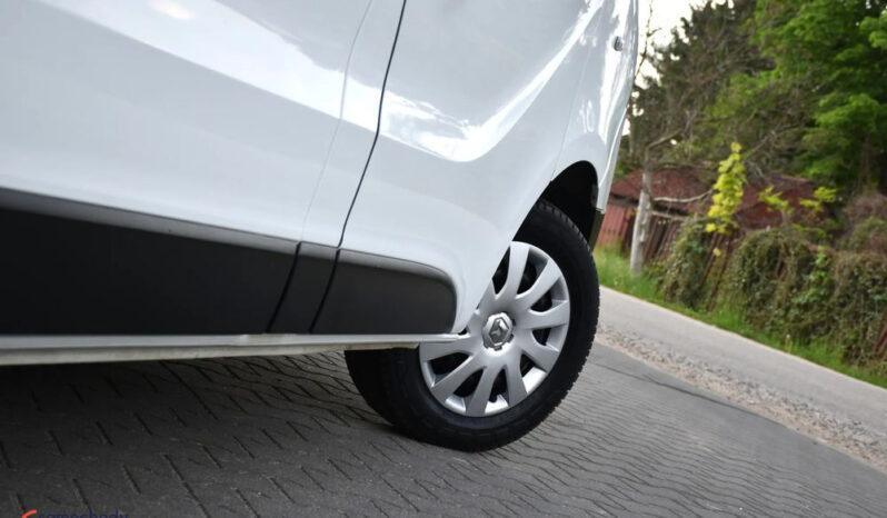 Renault Trafic Long L2H1 full
