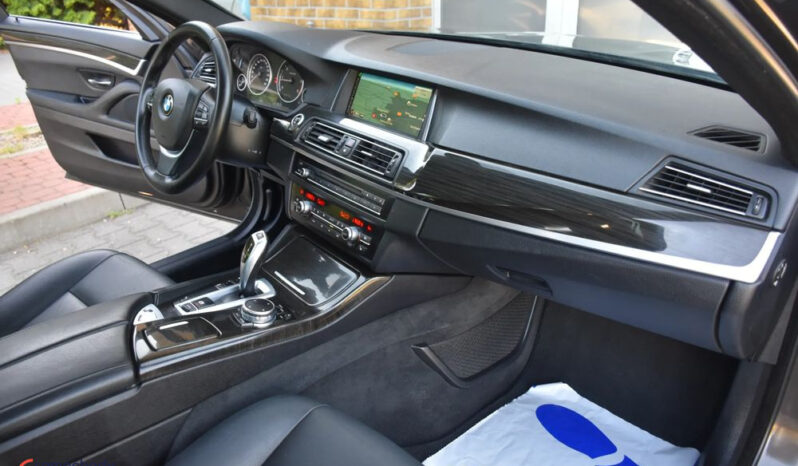 BMW Seria 5 518d Luxury Line full