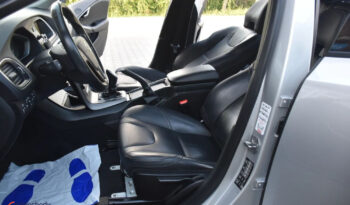 Volvo V40 D2 Momentum full