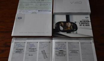 Volvo V40 D2 Momentum full