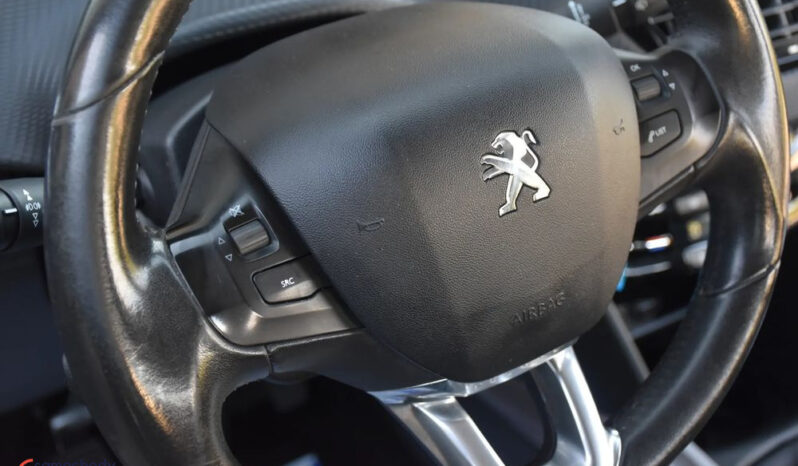 Peugeot 2008 1.6 BlueHDi Crossway full