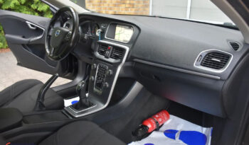 Volvo V40 D3 full