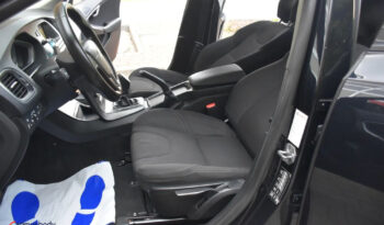 Volvo V40 D3 full