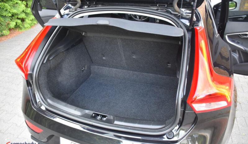 Volvo V40 D3 full