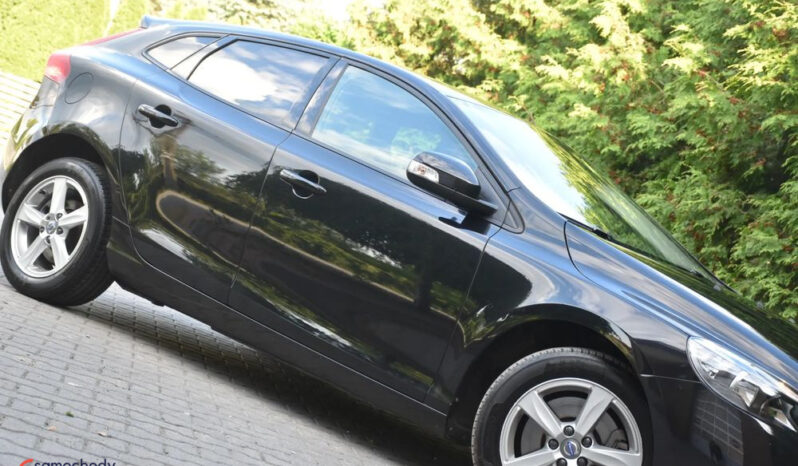 Volvo V40 D3 full