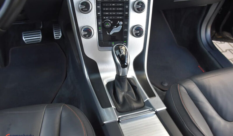 Volvo XC 60 D4 Geartronic Ocean Race full
