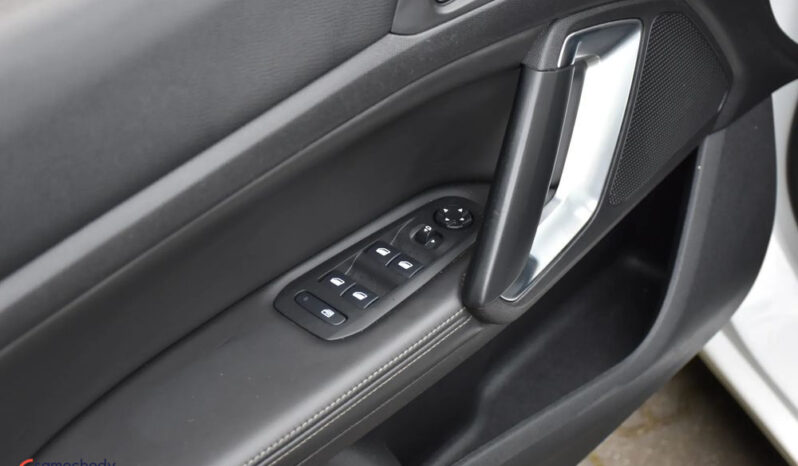 Peugeot 308 PureTech 130 EAT6 Stop & Start GT-Line Edition full